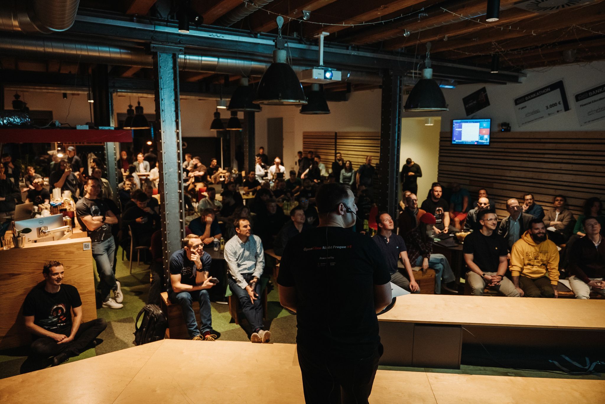 Full house at Etnetera HUB